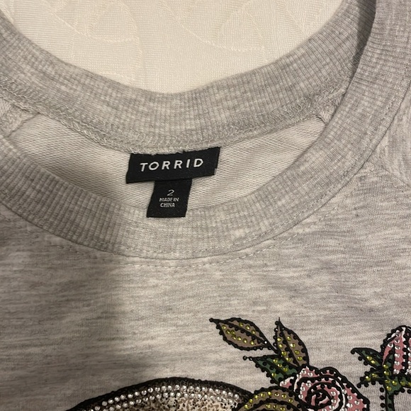 Embellished Skull French Terry Sweatshirt - Picture 6 of 9